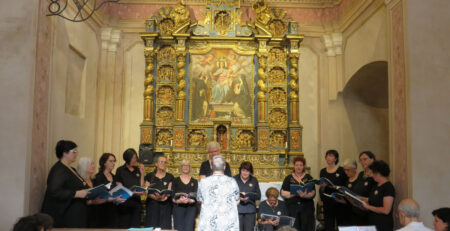 Il coro femminile Academia Cantus in